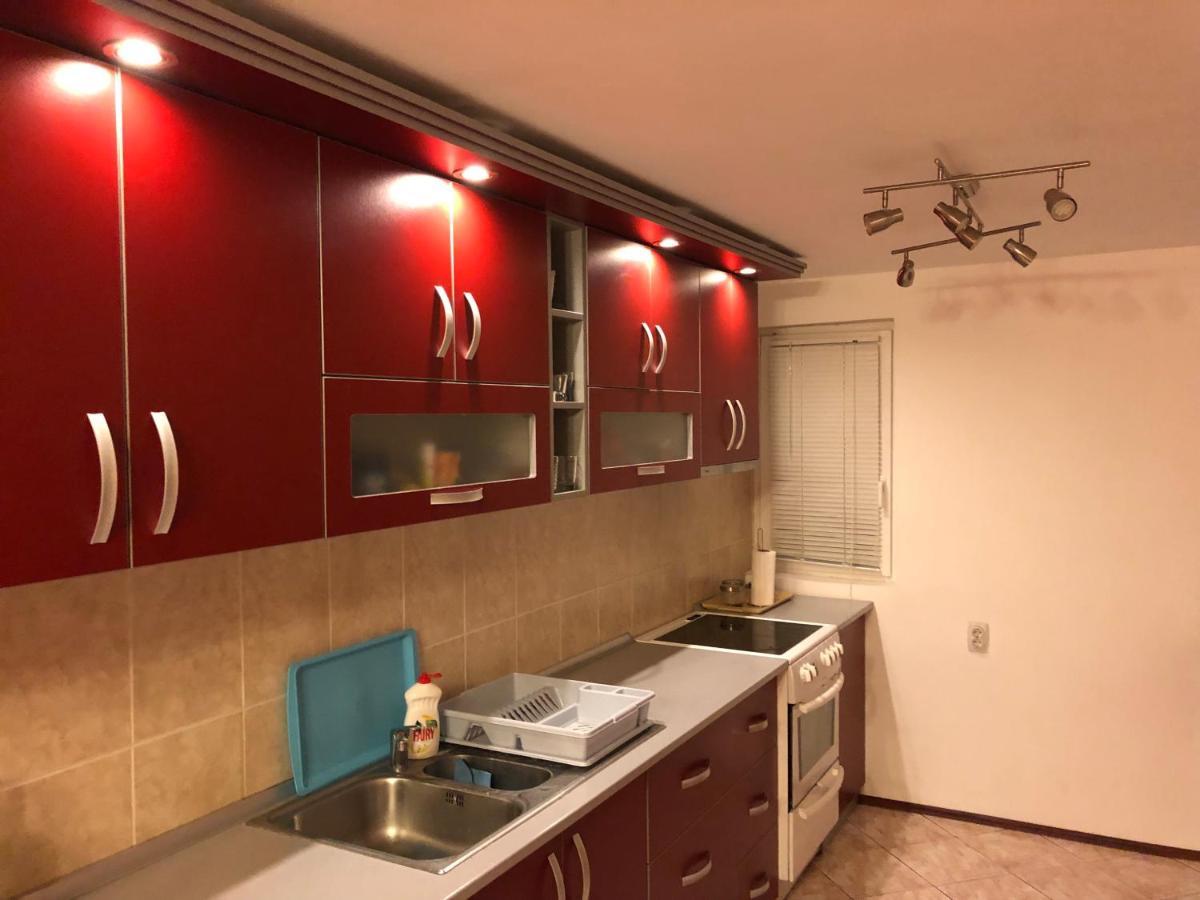 Lux Hus Novi Sad Veternik Exterior foto